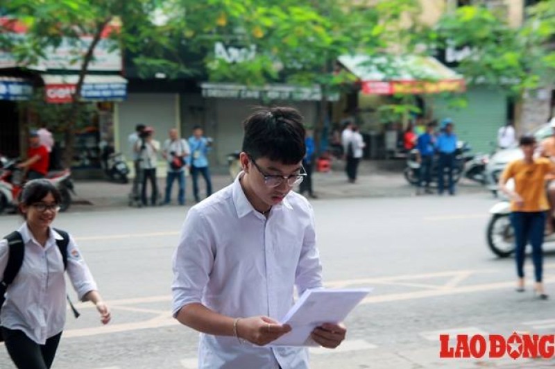 Trường Đại học đầu tiên hạ điểm chuẩn