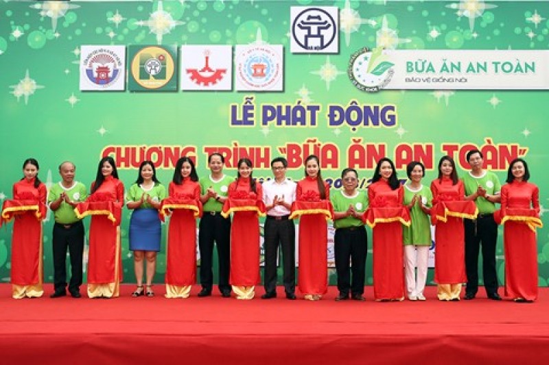 ha noi phat dong bua an an toan