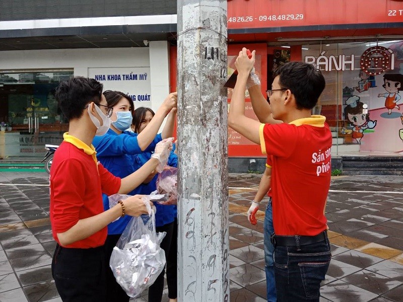 ao do tinh nguyen giup suc mua he xanh