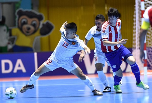 thua tham paraguay futsal viet nam het duong di tiep