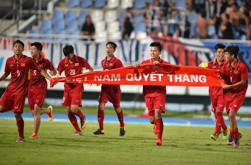 u16 viet nam 5 2 u16 campuchia dang cap va sai lam ca nhan