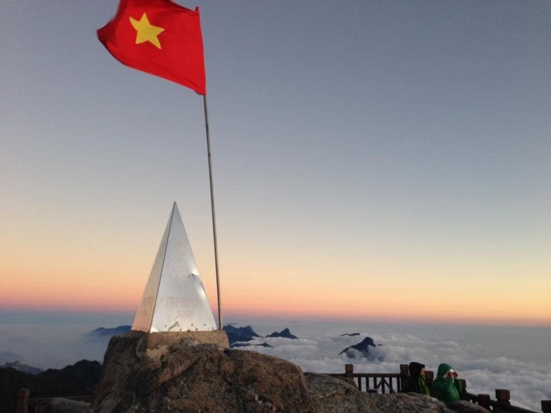 cap treo fansipan giam gia toi 50 di ngay keo lo nhung khoanh khac than tien nay