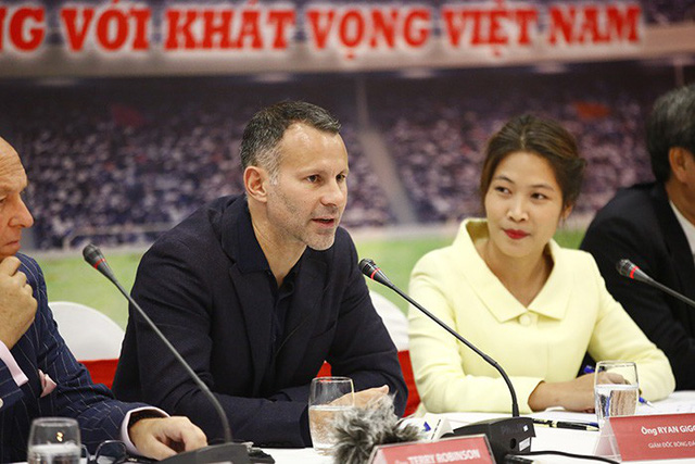 ryan giggs tuyen bo giup viet nam du world cup 2030