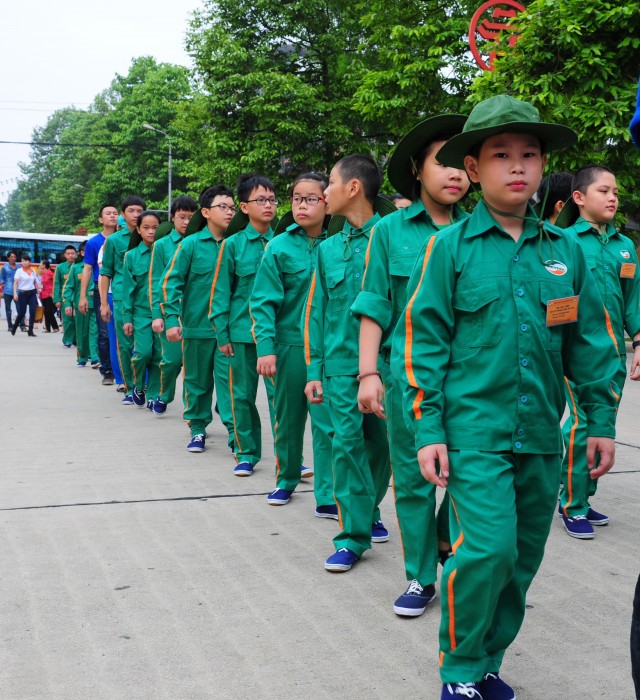 Viettel tổ chức chương trình “Học kỳ trong quân đội” cho trẻ em