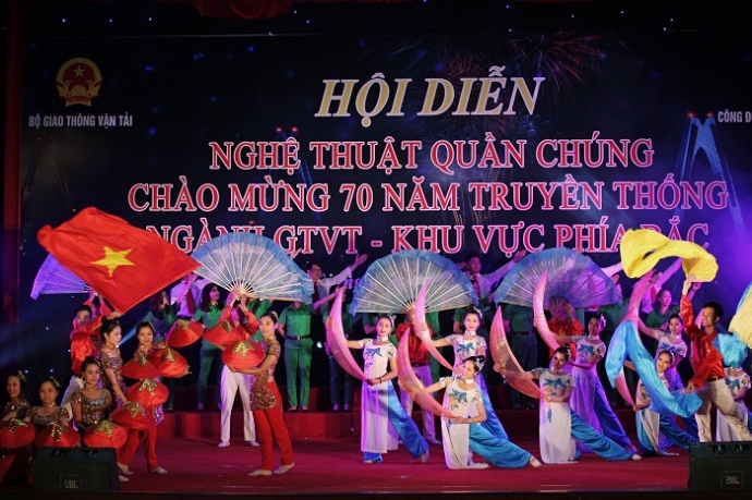 Hội diễn nghệ thuật quần chúng ngành GTVT (phía Bắc) 2015 thành công tốt đẹp