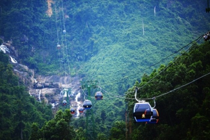 Thăng hoa trên đỉnh Bà Nà Hills