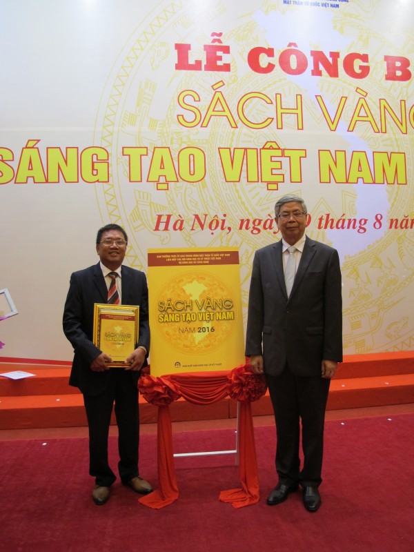 “Vua kè” vinh dự nhận Giải thưởng Hồ Chí Minh 2016