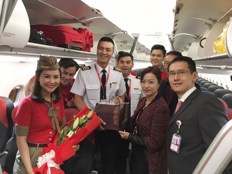 Vietjet khai trương đường bay TP.HCM – Hong Kong