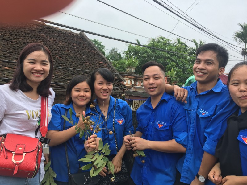 tinh nguoi trong mua lu