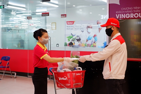 Hơn 100.000 khách hàng của VinMart/VinMart+ đã được tặng bảo hiểm “Khỏe mạnh trong mùa dịch”