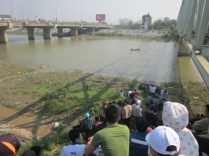 Thanh Hoá: Nhảy cầu cứu cô gái, 2 thanh niên chết đuối