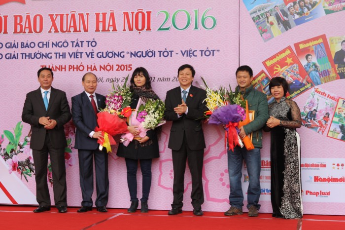 Tưng bừng khai mạc Hội báo Xuân Hà Nội năm 2016