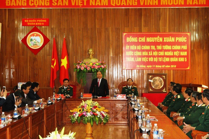 Thủ tướng thăm và làm việc tại Quân khu