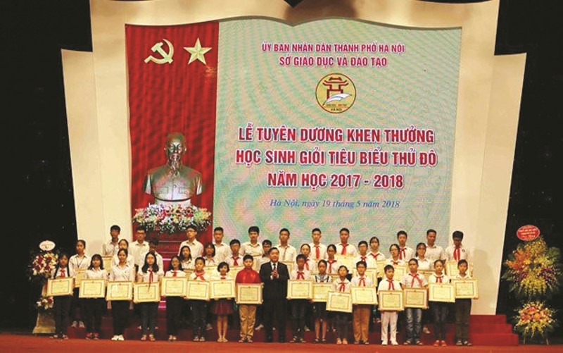 Tấm gương vượt khó vươn lên trong học tập