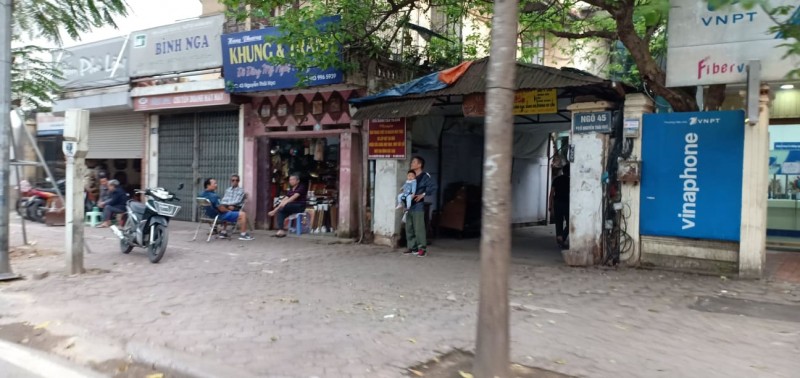 nguoi ha noi lai do xo ra duong nguy co vo tran