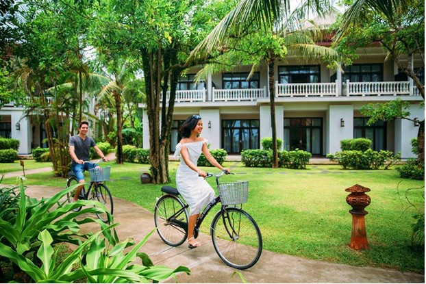 Mình cùng nắm tay tới Ana Mandara Huế Beach Resort & Spa