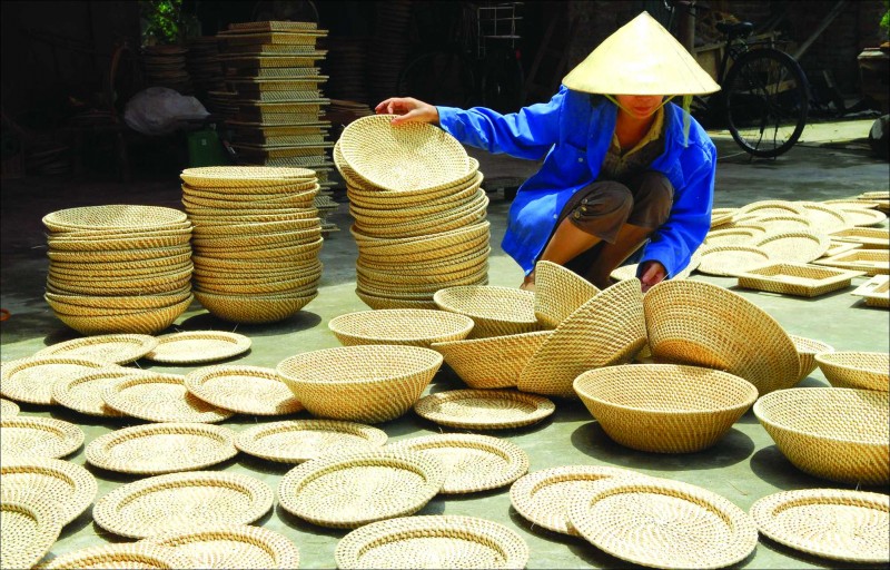 Dự án kinh doanh hạ tầng kỹ thuật cụm công nghiệp được  miễn tiền thuê đất 11 năm